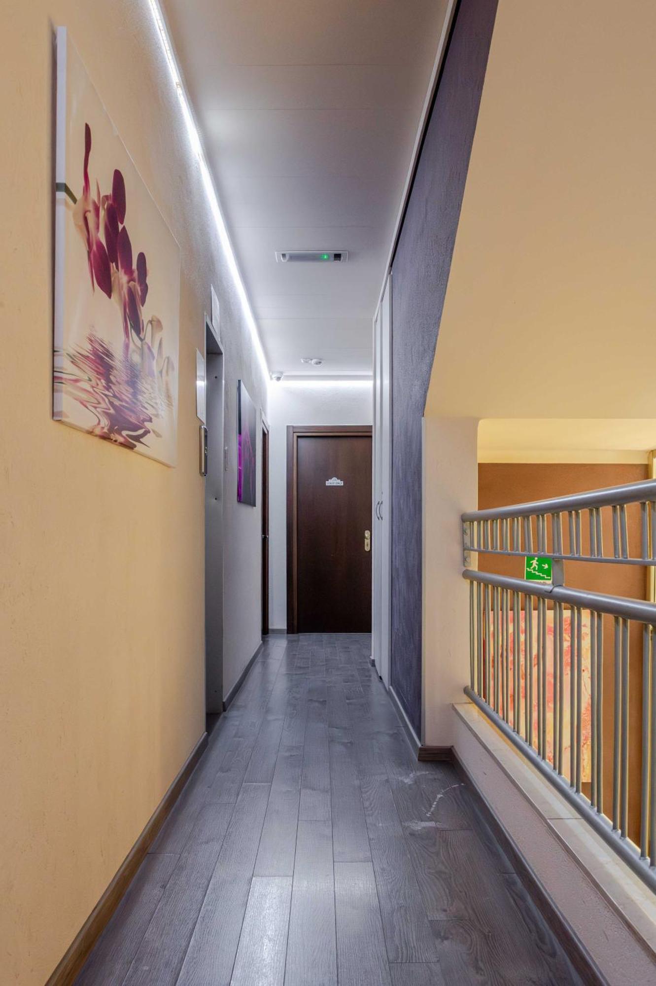Hotel Posta - 3 Stars - Comfortable Stay In Ventimiglia Exterior foto