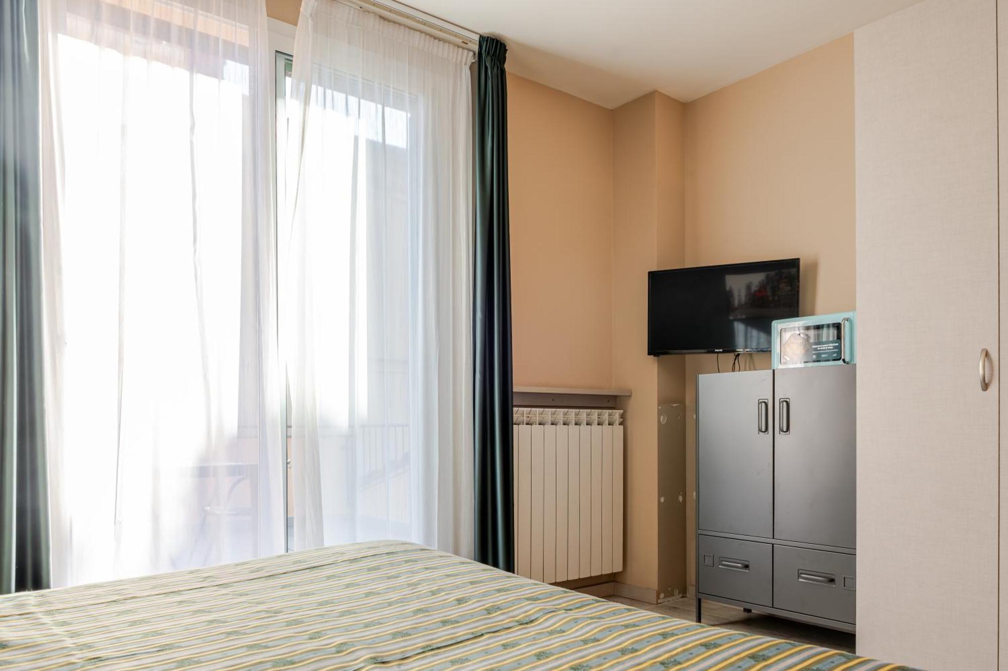 Hotel Posta - 3 Stars - Comfortable Stay In Ventimiglia Exterior foto