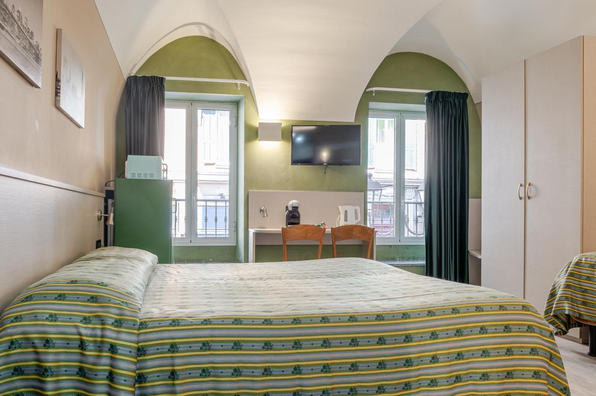 Hotel Posta - 3 Stars - Comfortable Stay In Ventimiglia Exterior foto