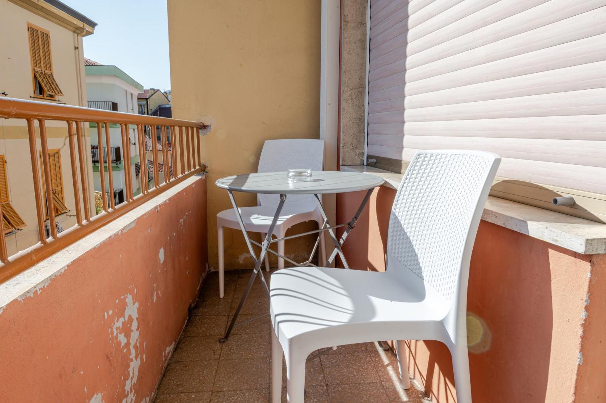 Hotel Posta - 3 Stars - Comfortable Stay In Ventimiglia Exterior foto